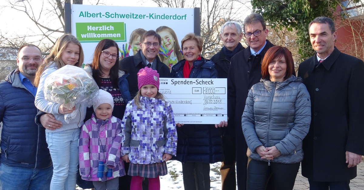Spende hilft bei Einrichtung eines neuen Familienhauses Berner Group